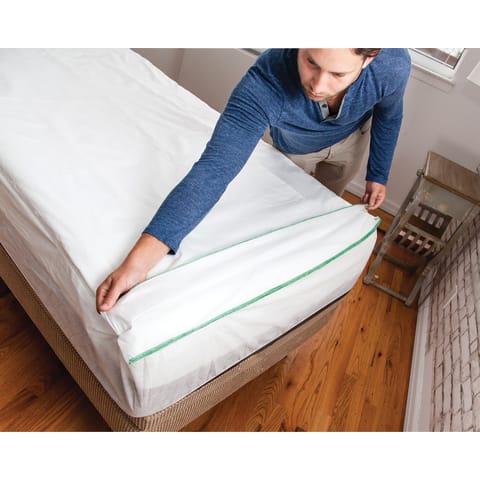 Disposable cot hot sale sheets